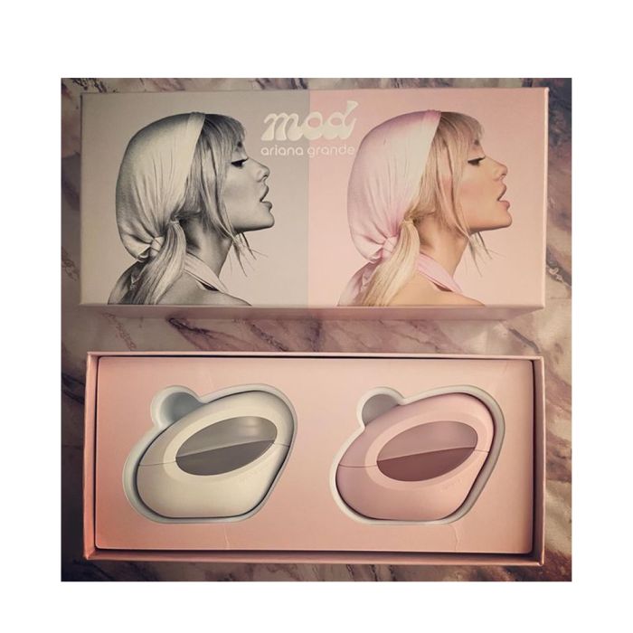 Ariana Grande MOD Blush & Vanilla Eau de Parfum Duo Set (1oz each)